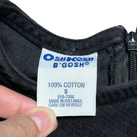 Vintage Osh Kosh B’gosh Black Corduroy Rose Print Sleeveless Dress Girls 5 - Picture 4 of 7